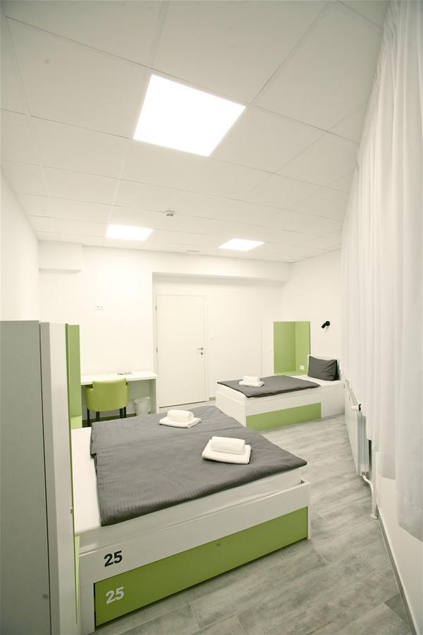 3F Hostel Загреб Екстериор снимка