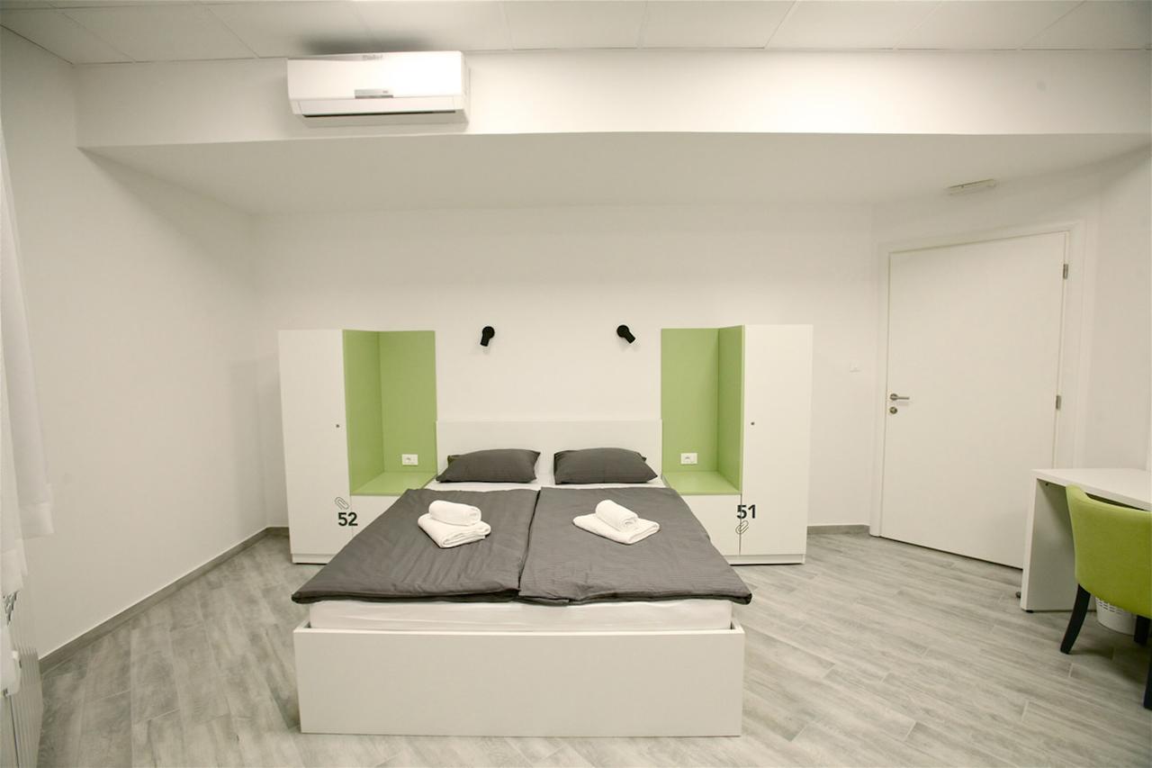 3F Hostel Загреб Екстериор снимка