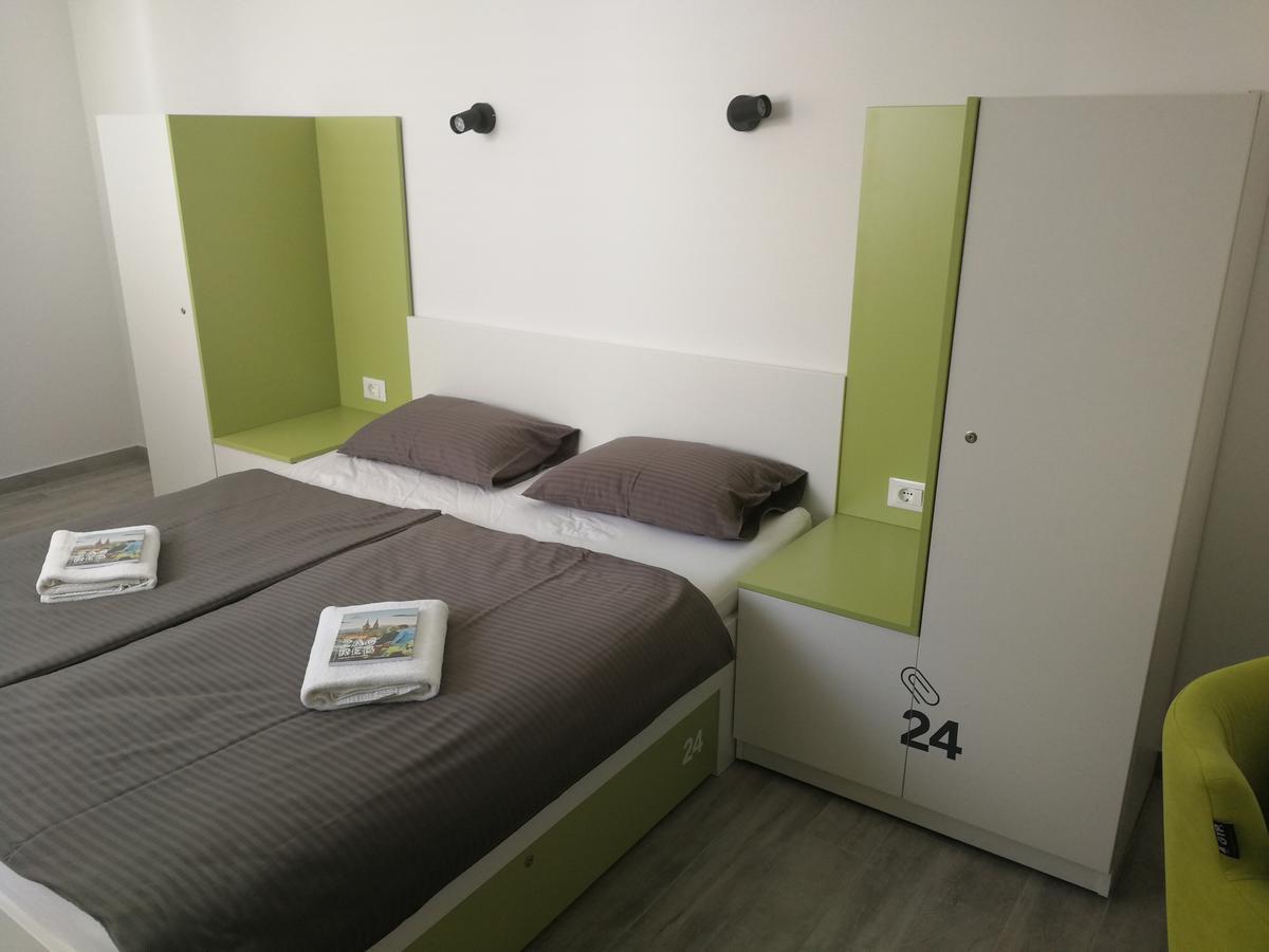 3F Hostel Загреб Екстериор снимка
