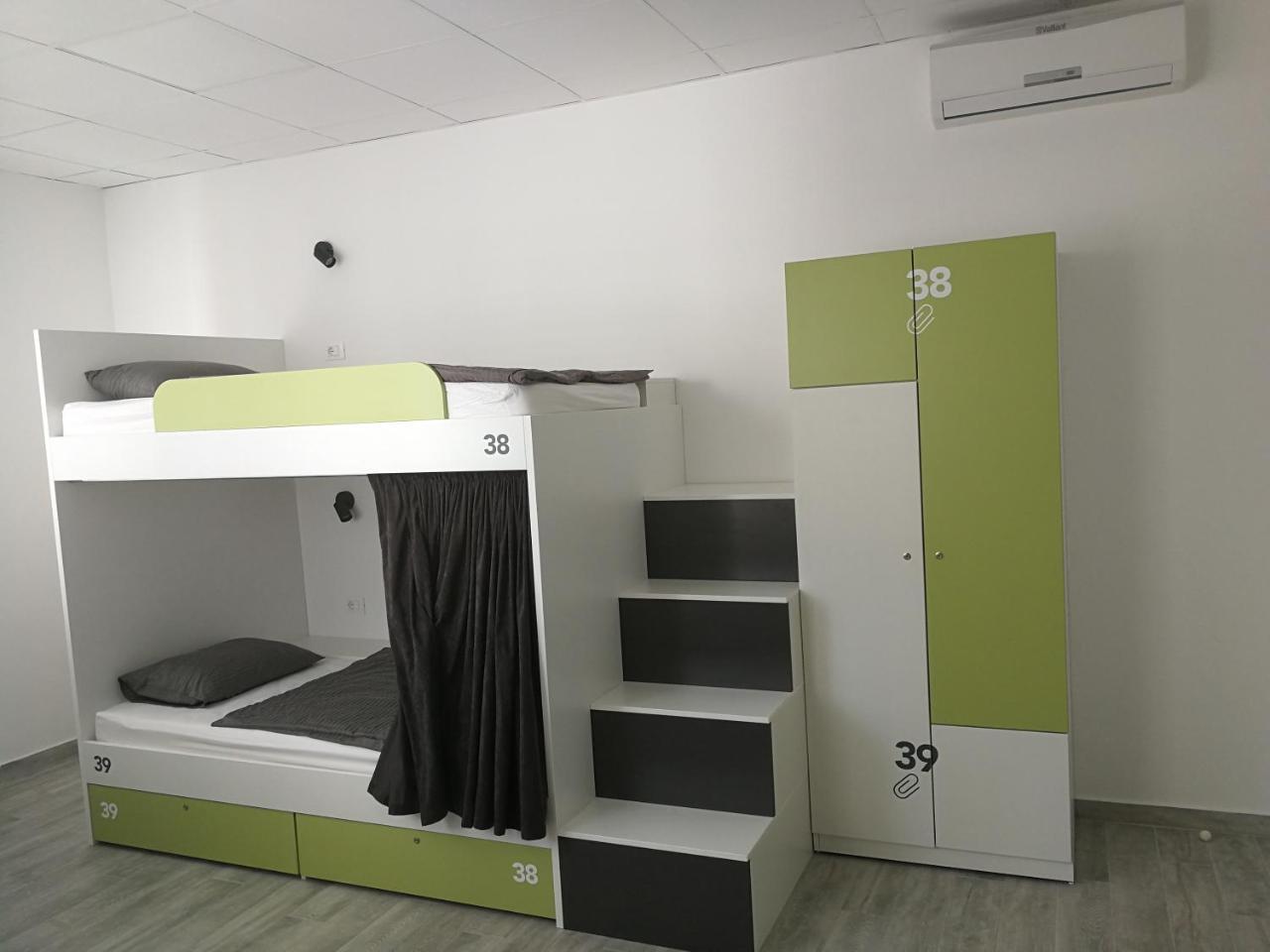 3F Hostel Загреб Екстериор снимка