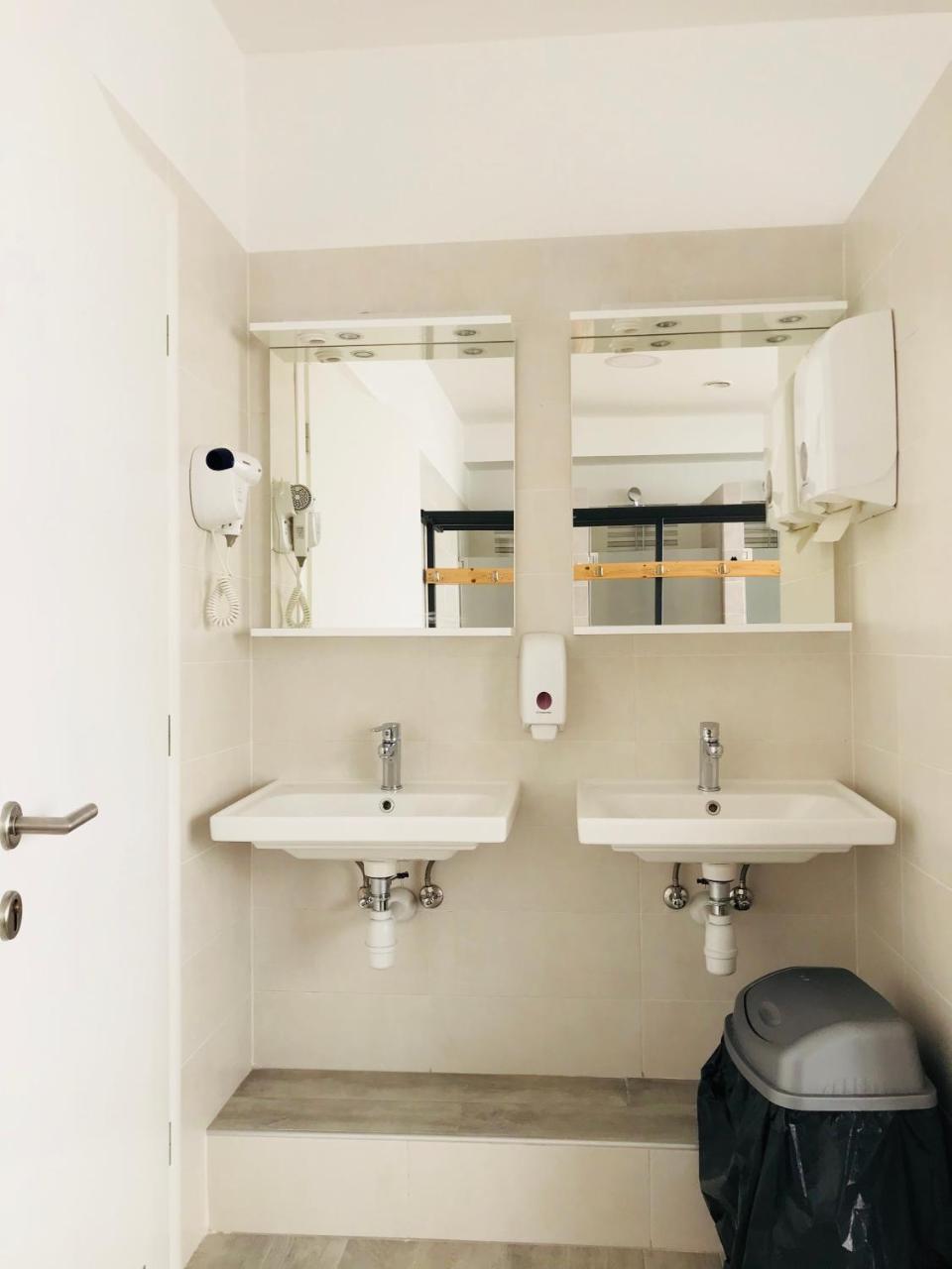 3F Hostel Загреб Екстериор снимка