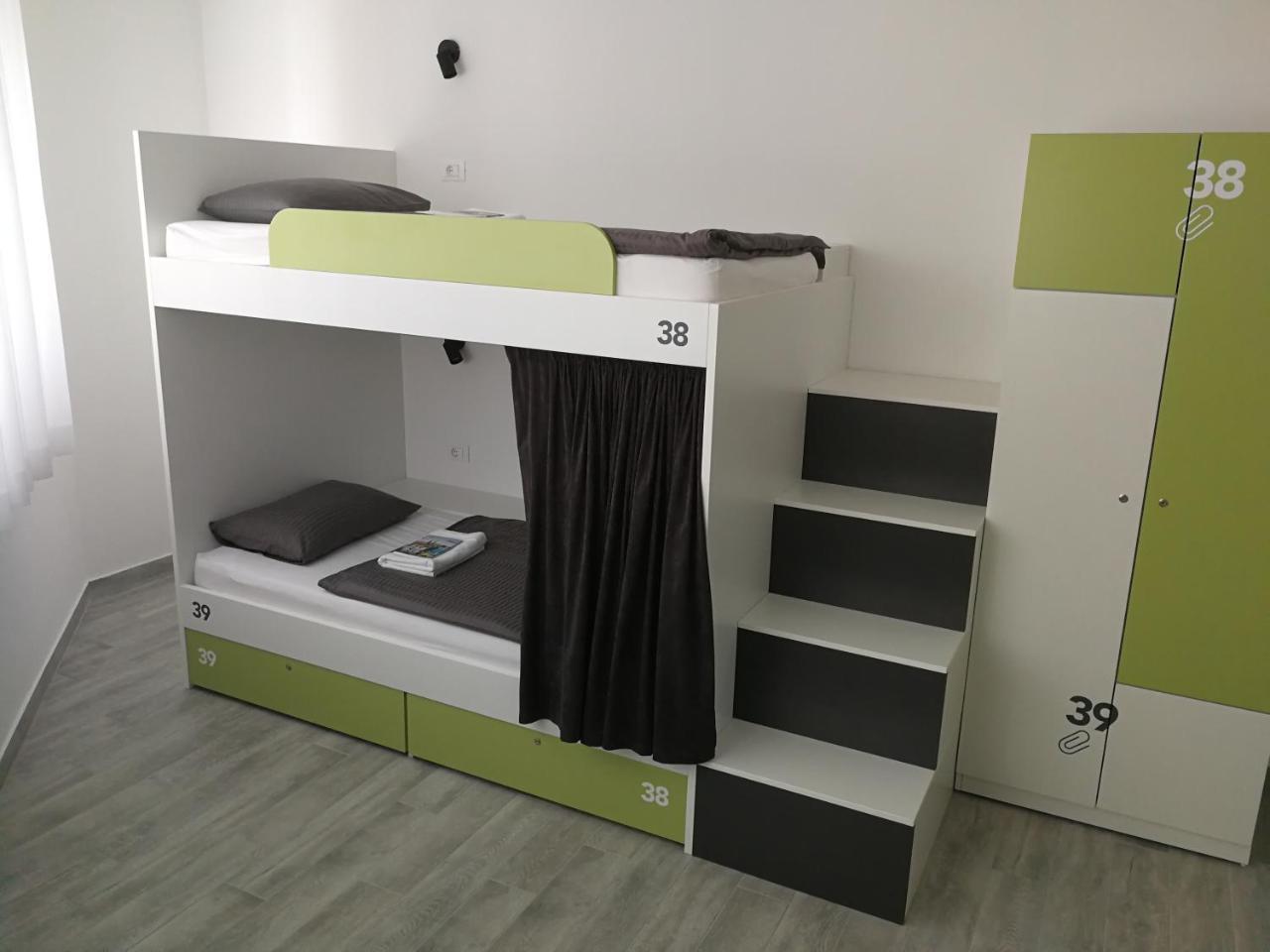 3F Hostel Загреб Екстериор снимка