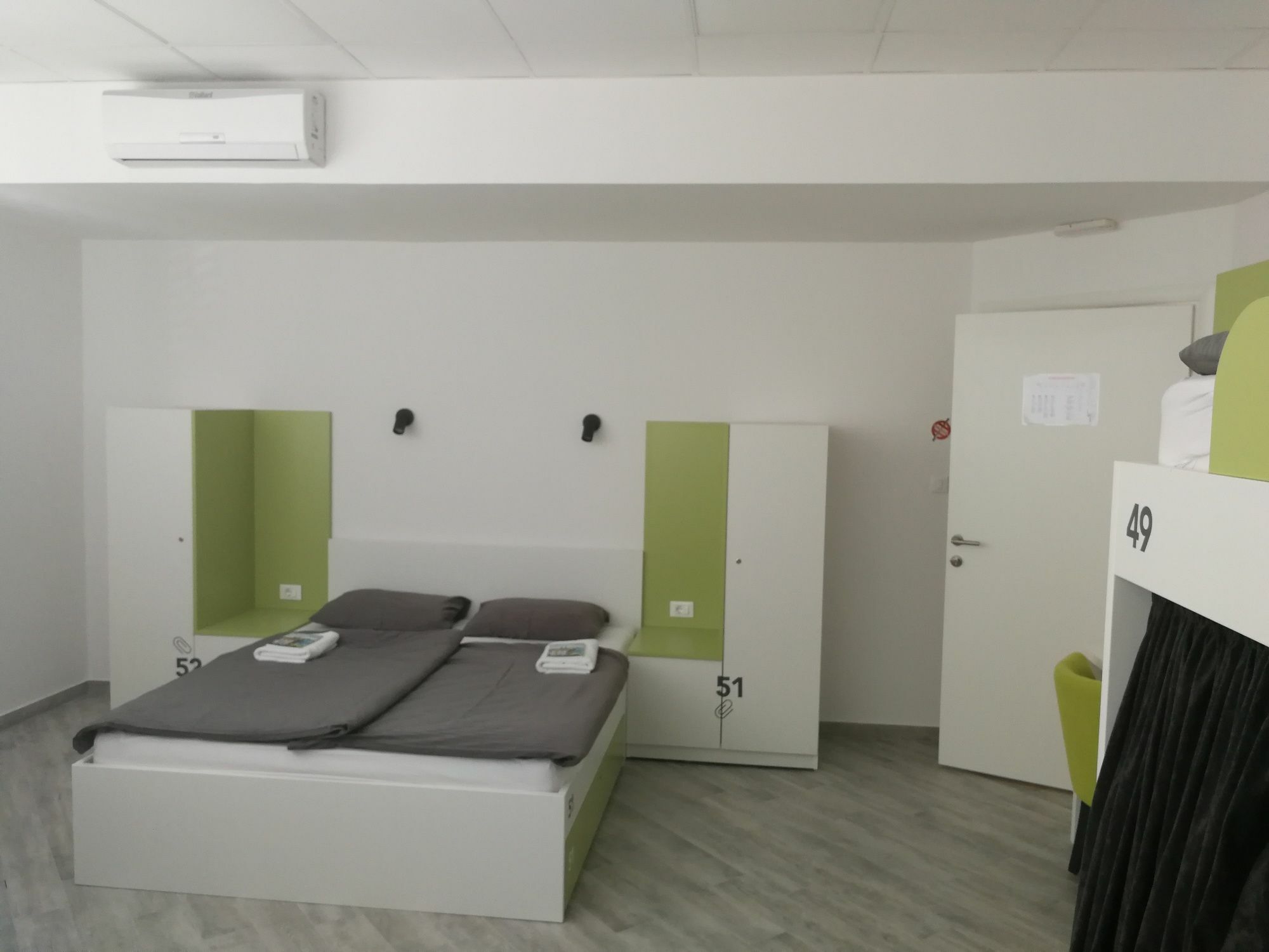 3F Hostel Загреб Екстериор снимка