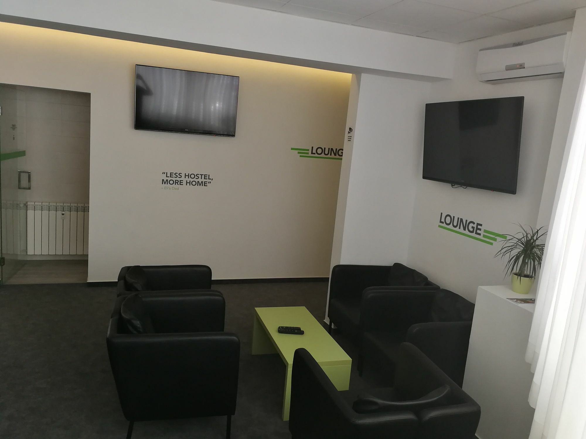 3F Hostel Загреб Екстериор снимка